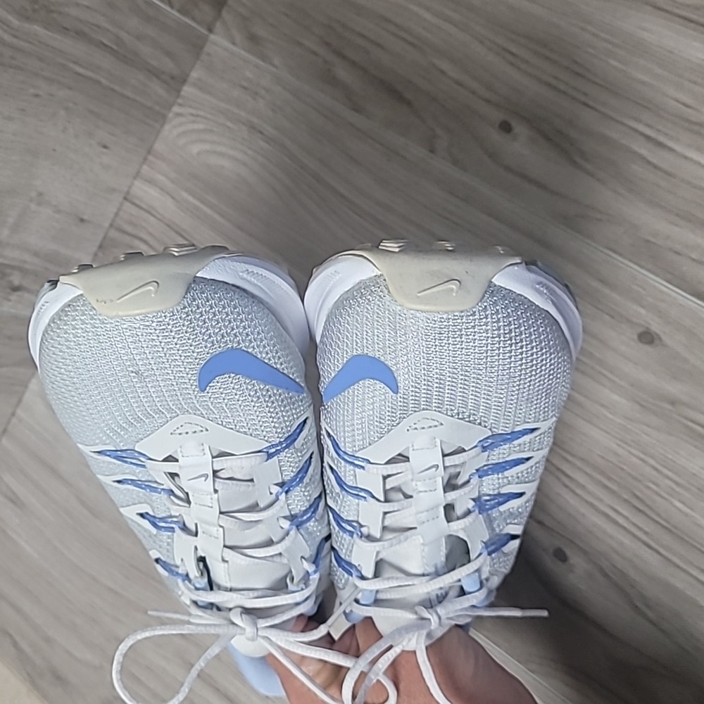 Nike Quest Womens Running Shoes Size 7 Platinum Grey Light Blue AA7412-008 - Picture 6 of 9